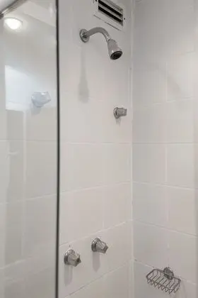 Classic Üç Kişilik Oda