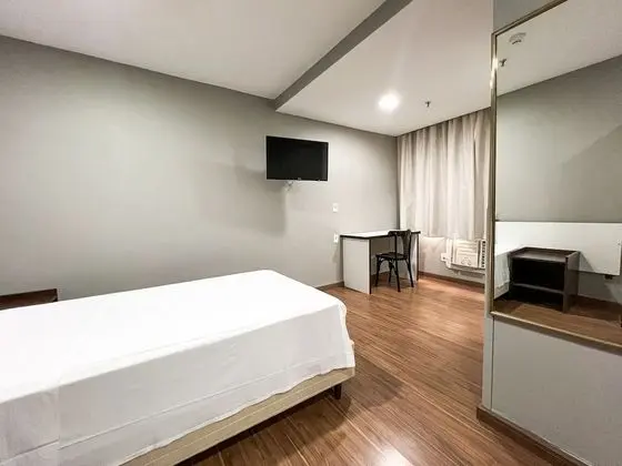 Quarto Twin Standard