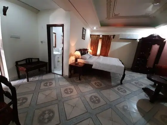 Superior Tek Büyük veya İki Ayrı Yataklı Oda