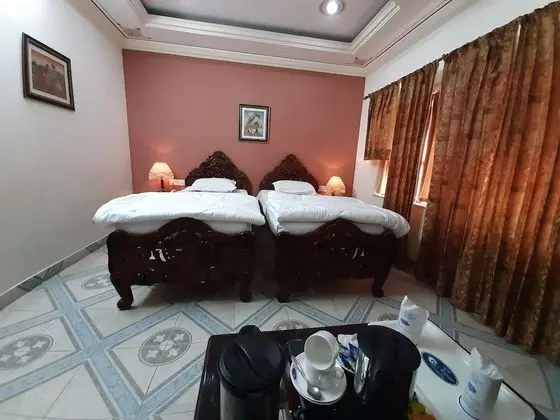 Superior Tek Büyük veya İki Ayrı Yataklı Oda