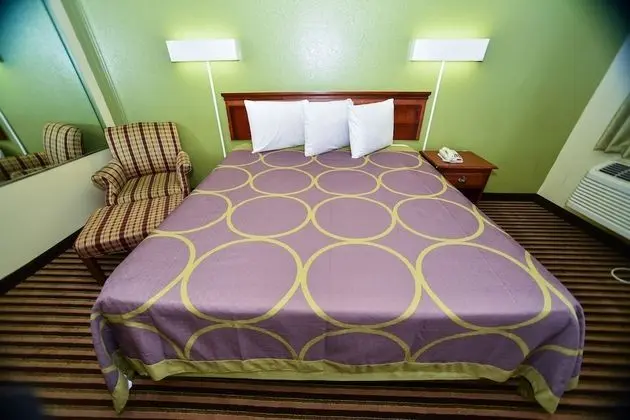 Standard Oda, 1 En Büyük (King) Boy Yatak, Engellilere Uygun, Sigara İçilmez