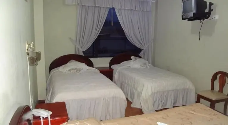 Standard Üç Kişilik Oda, Banyolu/Duşlu, Şehir Manzaralı