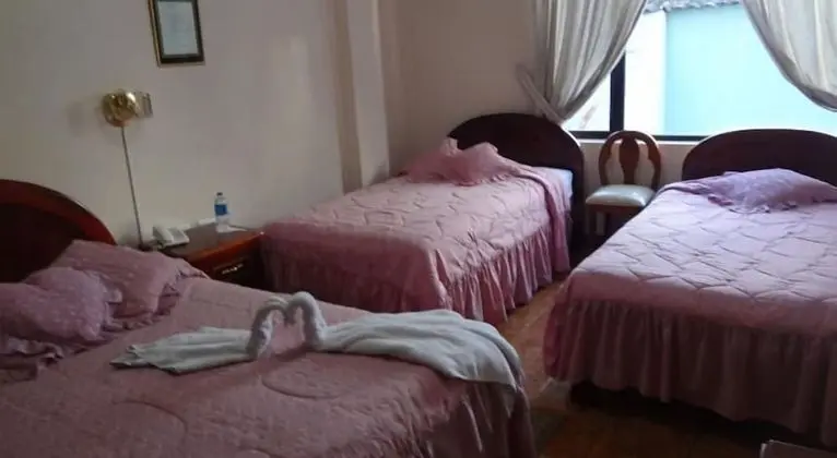 Standard Üç Kişilik Oda, Banyolu/Duşlu, Şehir Manzaralı