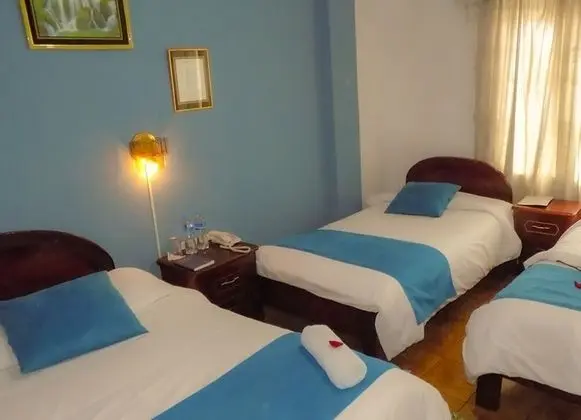 Standard Üç Kişilik Oda, Banyolu/Duşlu, Şehir Manzaralı