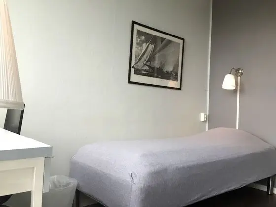 Economy İki Ayrı Yataklı Oda, Ortak Banyo (Hostel, bedlinen excluded)