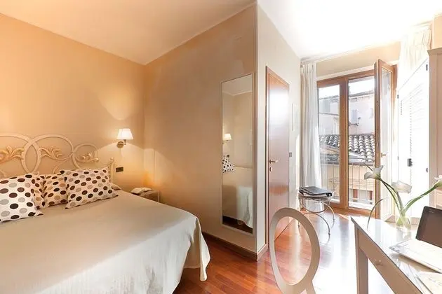 Tek Kişilik Oda, 1 Tek Kişilik Yatak