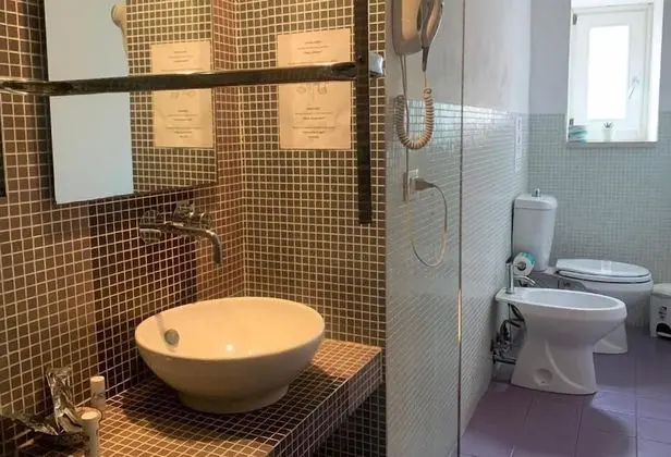 Basic Tek Büyük veya İki Ayrı Yataklı Oda, Avlu Manzaralı, Kule