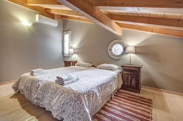 Traditional Apart Daire