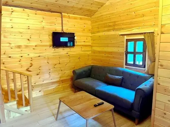 Bungalow, Doğa Manzaralı, Isıtmalı Özel Havuzlu