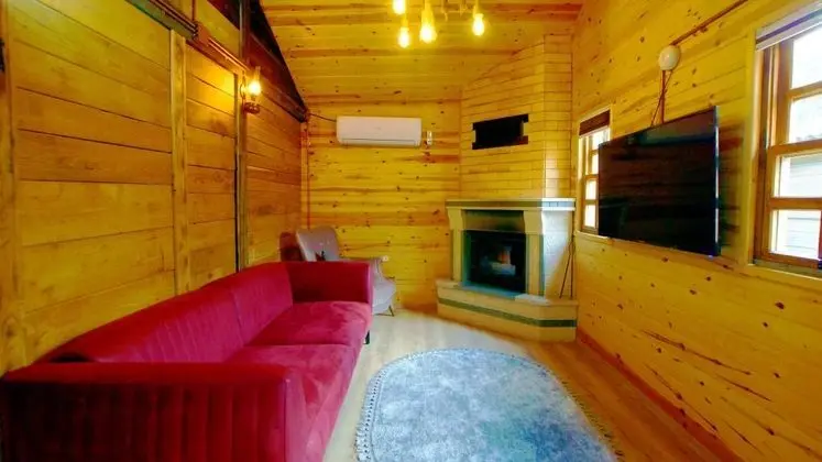Bungalow, Doğa Manzaralı, Isıtmalı Özel Havuzlu
