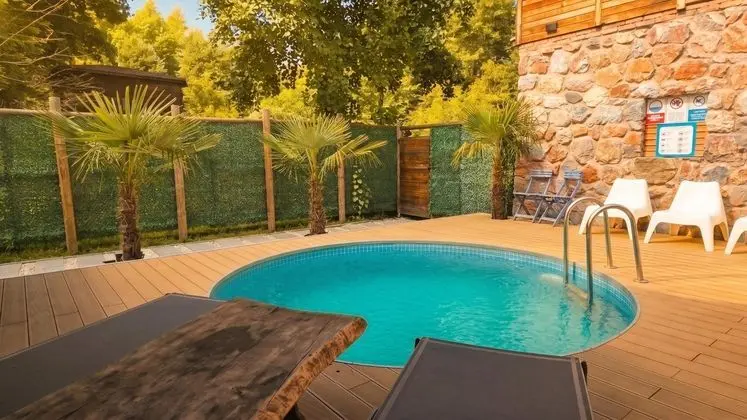 Bungalow, Doğa Manzaralı, Isıtmalı Özel Havuzlu