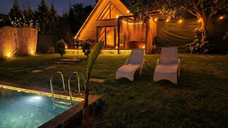 3+1 Bungalov,Havuz Manzaralı,Isıtmalı Özel Havuzlu