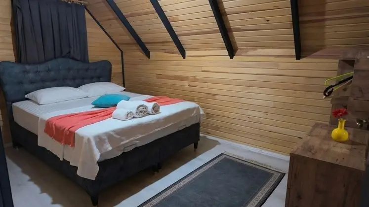 3+1 Bungalov,Havuz Manzaralı,Isıtmalı Özel Havuzlu