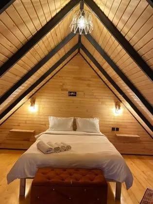 3+1 Bungalov,Havuz Manzaralı,Isıtmalı Özel Havuzlu