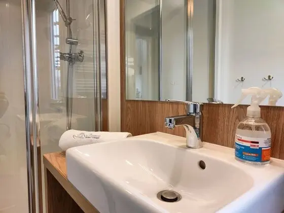 Luxury Kulübe, 2 Yatak Odası, Teras, Göl Kenarı