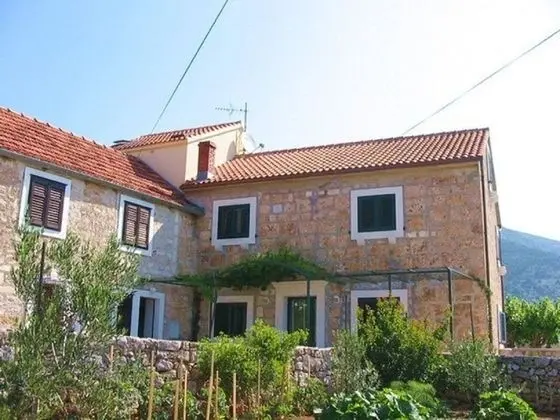 Stüdyo (Mat - in a cosy stone house - SA1(2))
