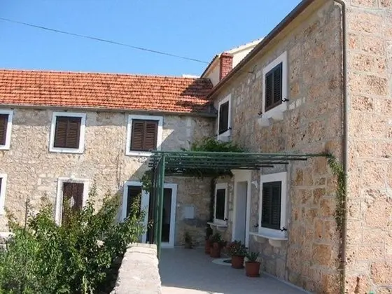 Stüdyo (Mat - in a cosy stone house - SA2(2))