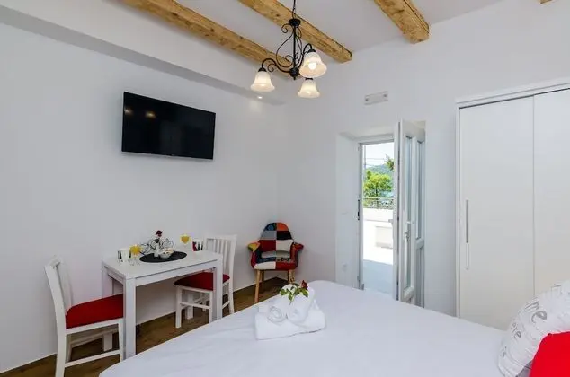 Stüdyo, Teras, Deniz Manzaralı