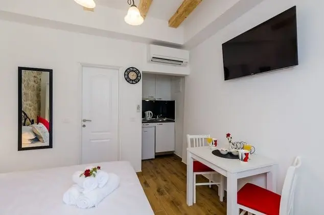 Stüdyo, Teras, Deniz Manzaralı