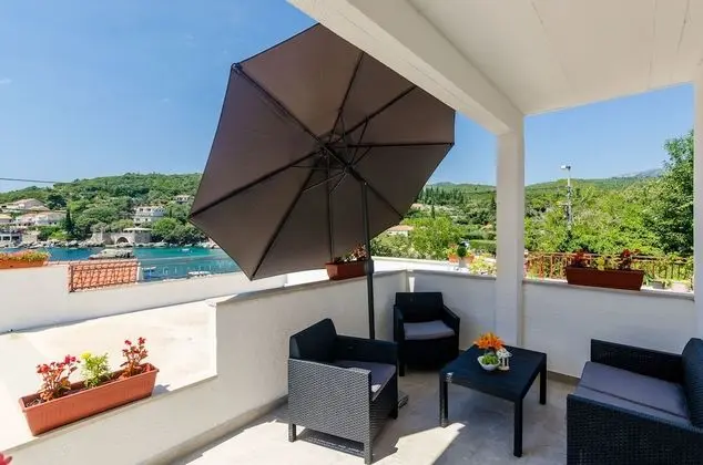 Stüdyo, Teras, Deniz Manzaralı