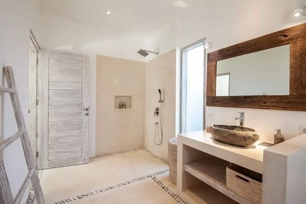 Basic Villa, Birden Çok Yatak