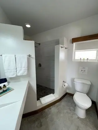 Ocean View Junior Suite, 2 Queen beds, Pool Deck