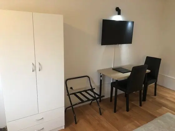 Business Stüdyo, 1 En Büyük (King) Boy Yatak
