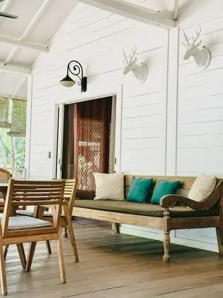 Villa (Layar)