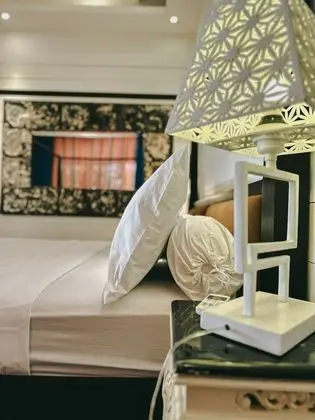 Villa (Lontar)