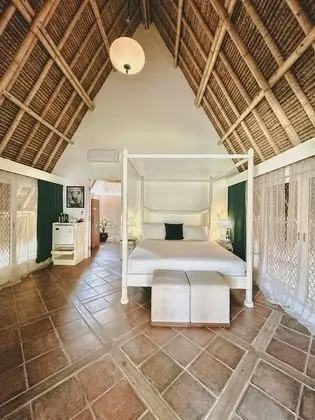 Villa (Triangels)