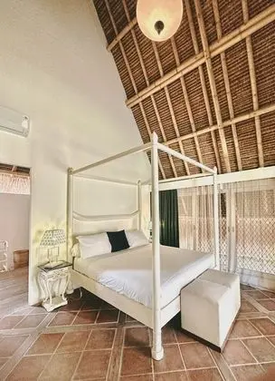 Villa (Triangels)