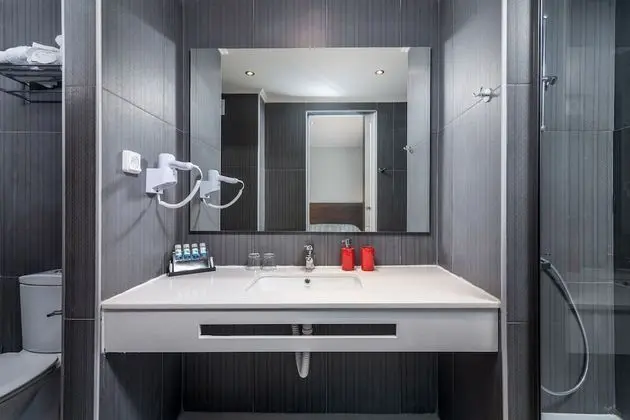 Deluxe Dört Kişilik Oda (Family-Open Plan)