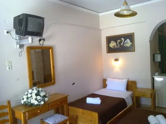 Üç Kişilik Oda
