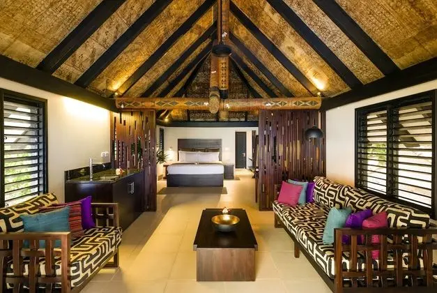 Bungalov, Denize Sıfır (Pool Bure)