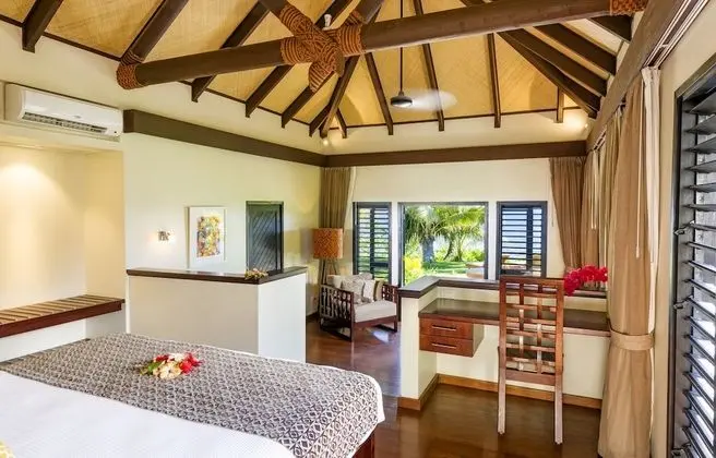 Villa, Denize Sıfır (Pool)