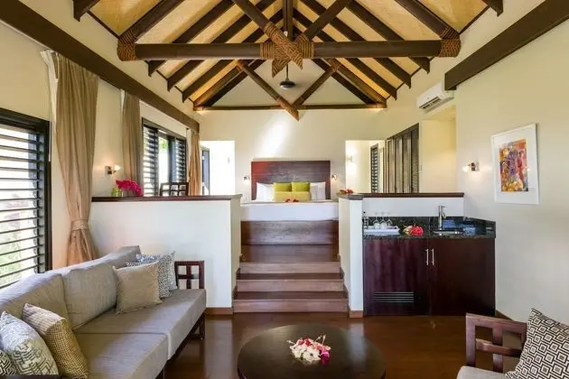 Villa, Denize Sıfır (Pool)