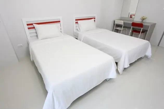 Twin Beds Room