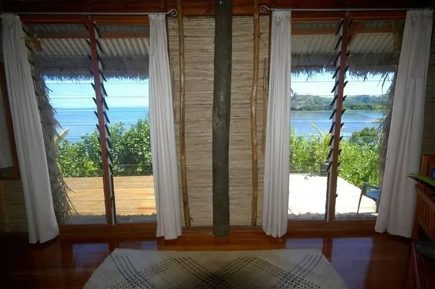 Bungalov (Honeymoon)