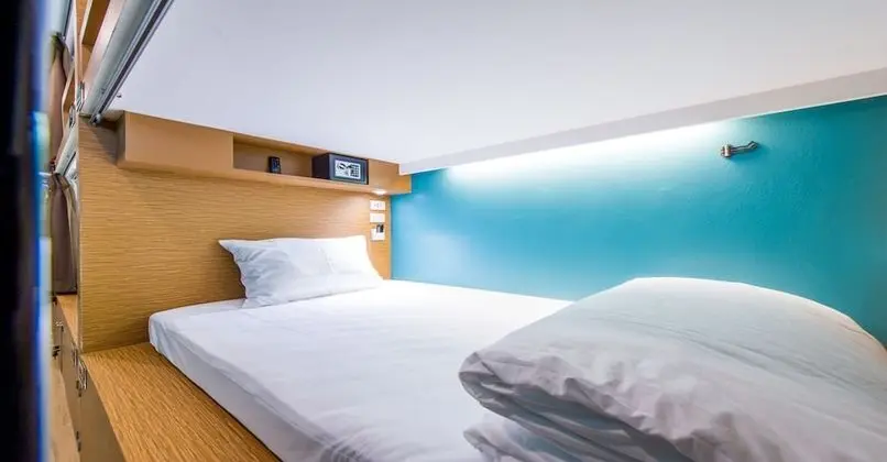 Business Class Mixed Dormitory
