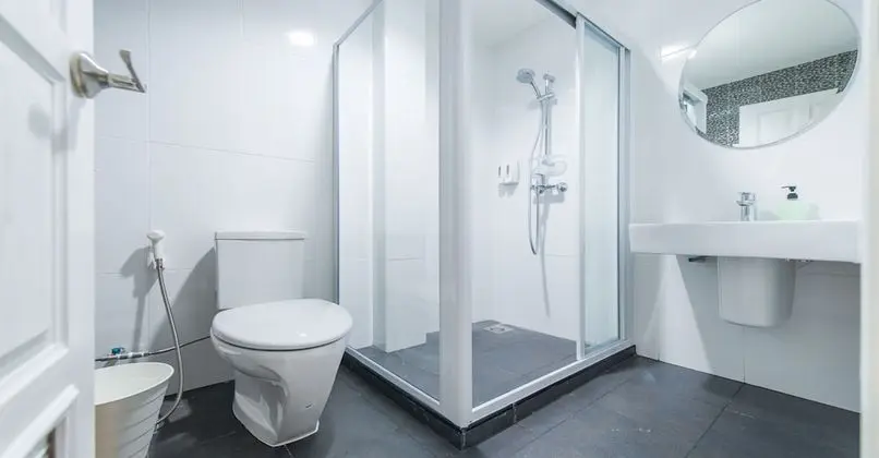 Business Class Mixed Dormitory
