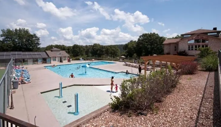 Daire (Matchplay - RESORT AMENITIES W/ INDOO)