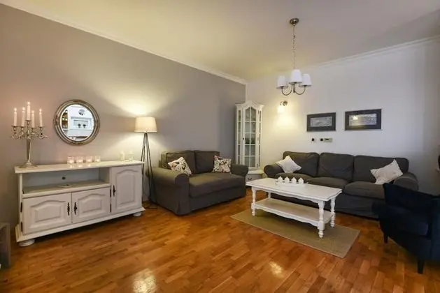 Comfort Apart Daire, 3 Yatak Odası, Havuz Kullanımı, Bahçe Manzaralı