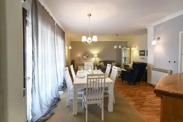 Comfort Apart Daire, 3 Yatak Odası, Havuz Kullanımı, Bahçe Manzaralı