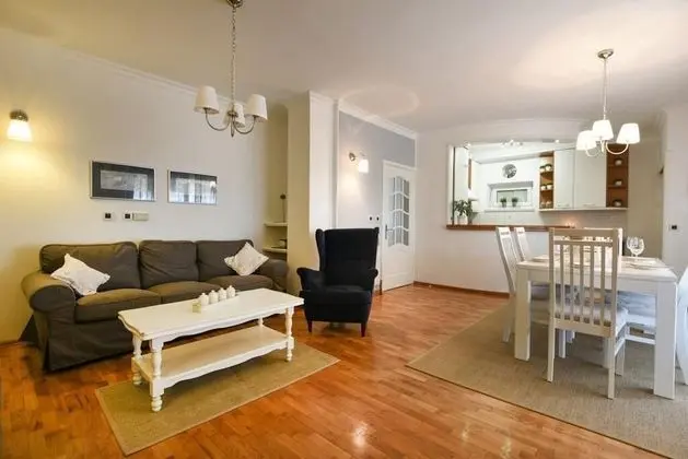 Comfort Apart Daire, 3 Yatak Odası, Havuz Kullanımı, Bahçe Manzaralı