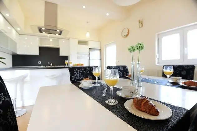 Gallery Apart Daire, 2 Yatak Odası, 2 Banyolu, Havuz Kenarı