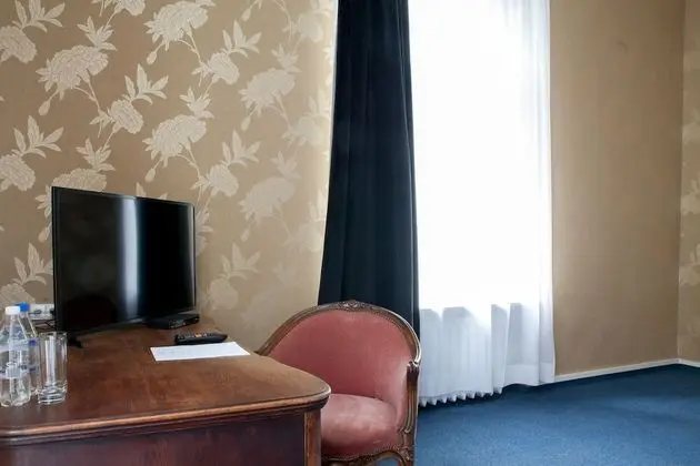 Marie von Viebahn Suite