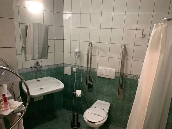 Standard Tek Büyük veya İki Ayrı Yataklı Oda