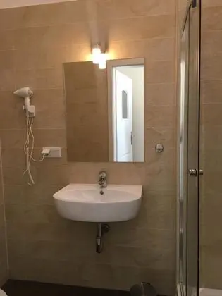 Tek Kişilik Oda