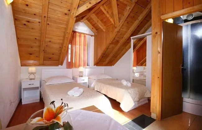 İki Ayrı Yataklı Oda