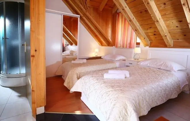 İki Ayrı Yataklı Oda